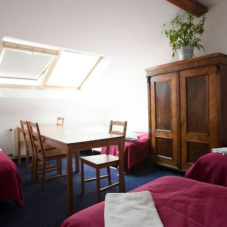 Hostel Rosemary Prague Exterior photo
