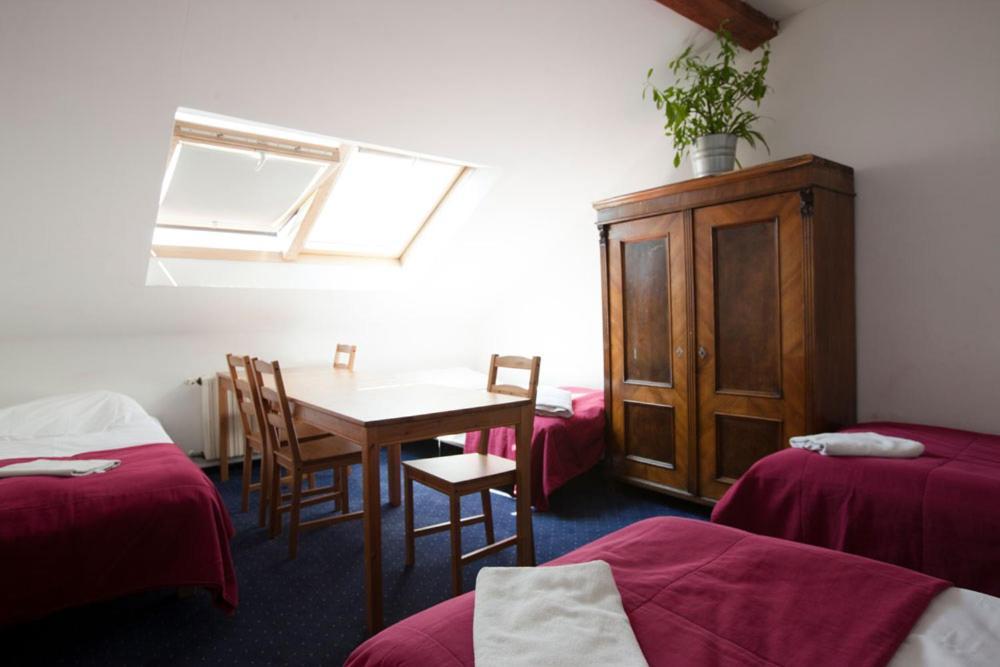 Hostel Rosemary Prague Exterior photo