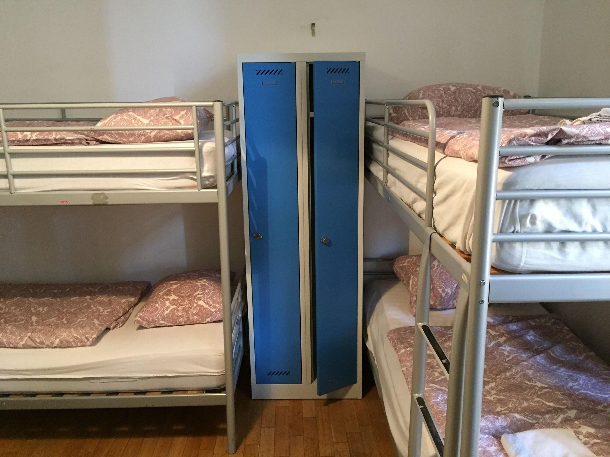 Hostel Rosemary Prague Exterior photo