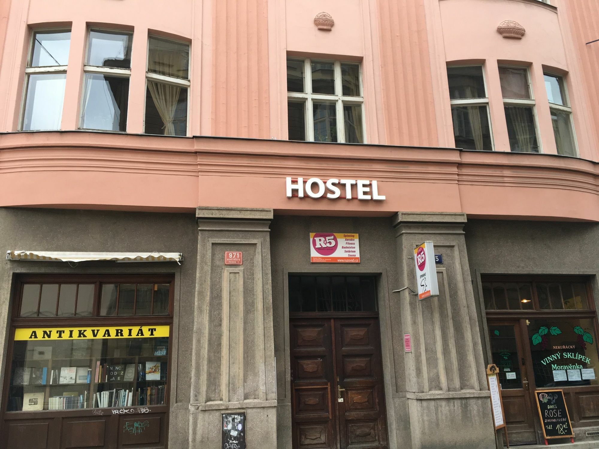 Hostel Rosemary Prague Exterior photo