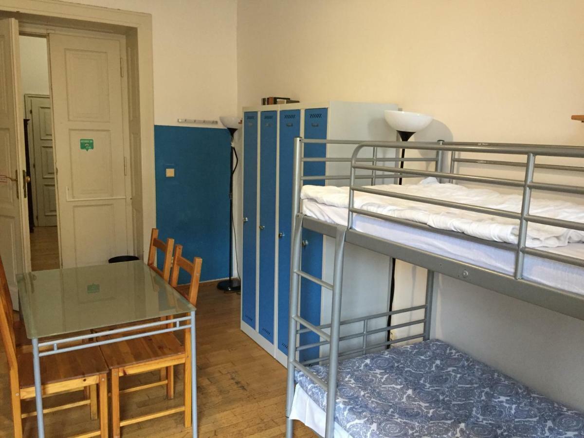 Hostel Rosemary Prague Exterior photo